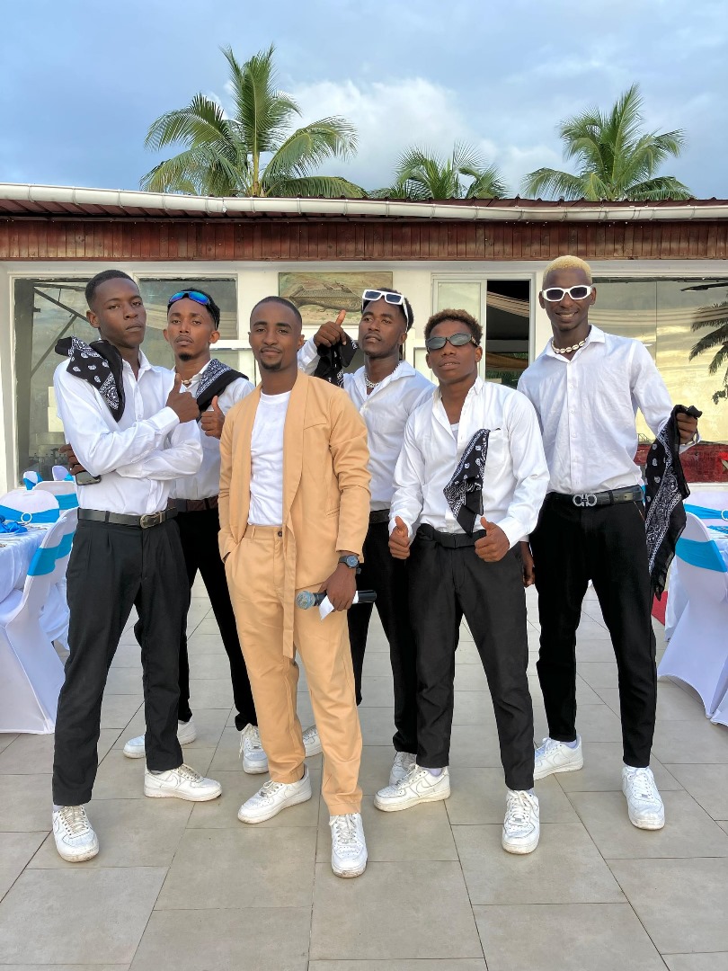 A l’IFD des artistes en résidence préparent un spectacle de danse qui célèbre l’unité par le mouvement