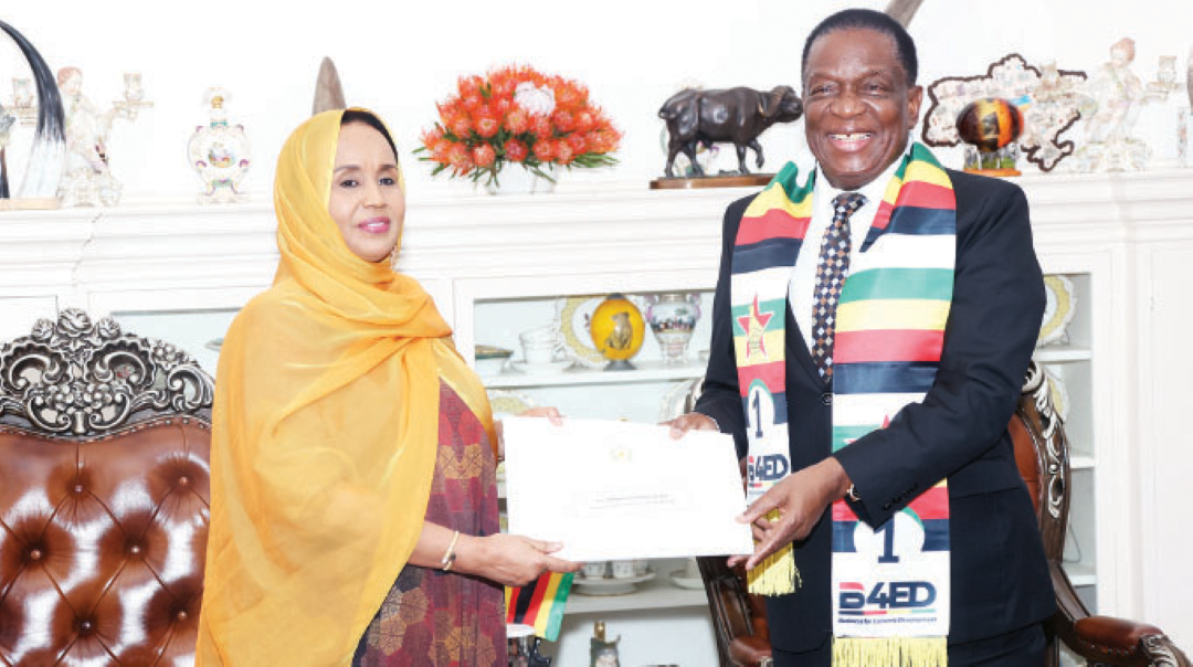 La ministre de la ville à Harare pour solliciter le soutien du Zimbabwe à la candidature de Mohamoud Ali Youssouf à la présidence de la Commission de l'UA