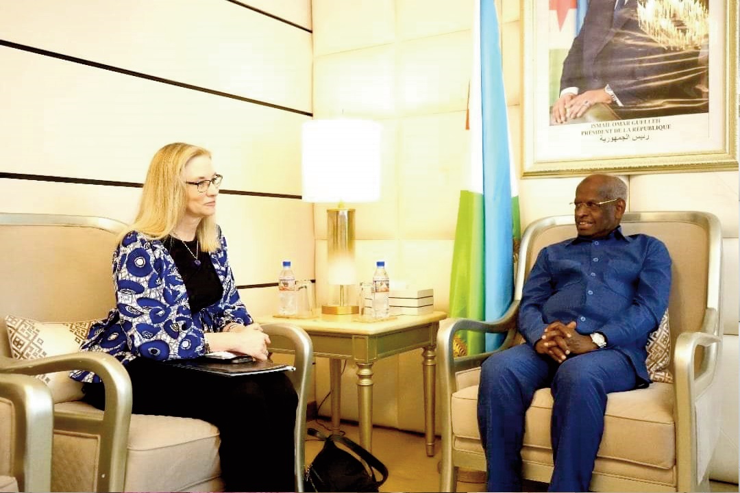 Le Premier ministre reçoit la nouvelle ambassadrice des Etats-Unis et celle de l’UE