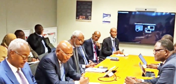 Le ministre de l’Economie et des Finances prend part à Washington à une réunion stratégique du groupe de travail africain