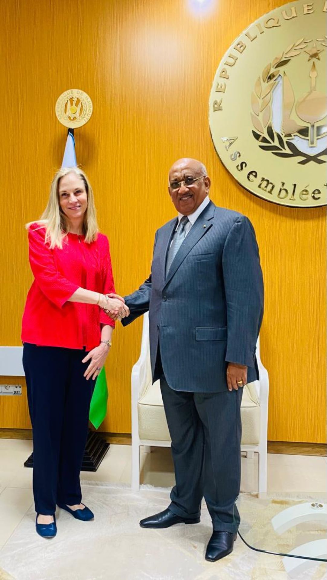 Le Président de l’Assemblée nationale reçoit la visite de courtoisie de l’Ambassadrice des États-Unis à Djibouti