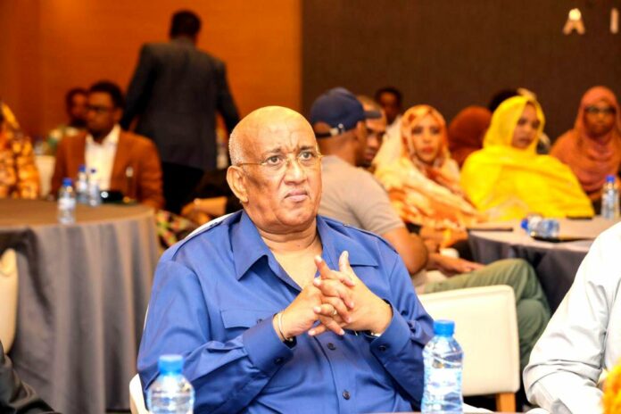 En clôturant sa visite en Somalie, le président de l’Assemblée Nationale a été (1)