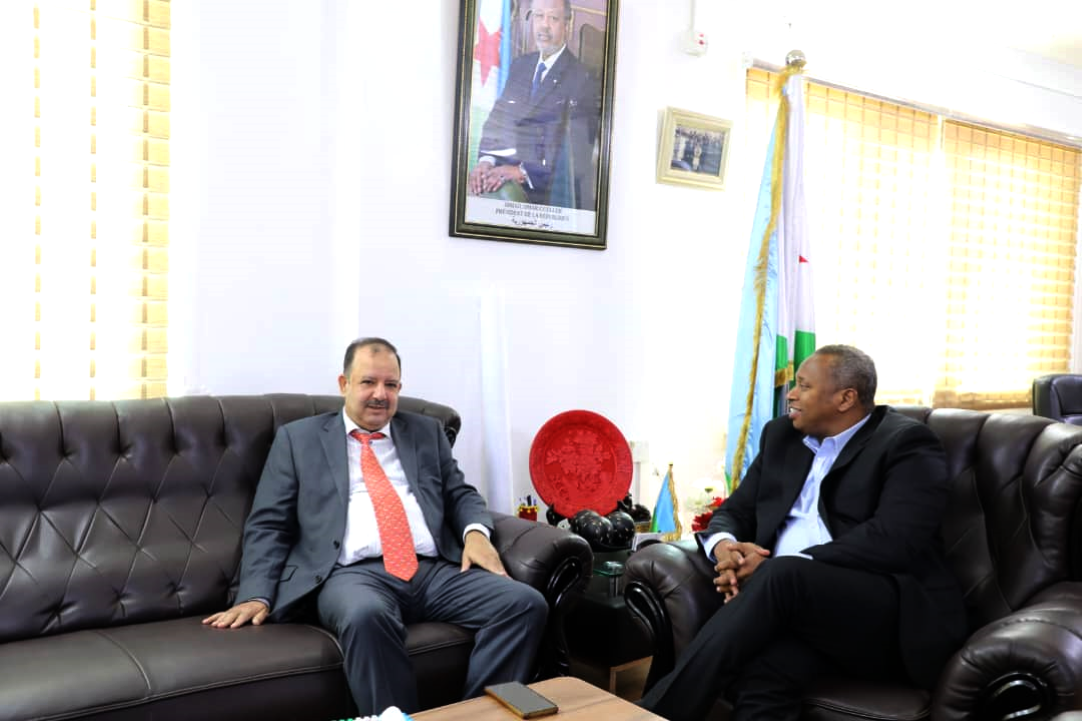 La revitalisation du partenariat stratégique dans le domaine pétrolier, gazier et minier au centre des discussions entre le ministre de l’énergie et le nouvel ambassadeur de l’Algerie à Djibouti