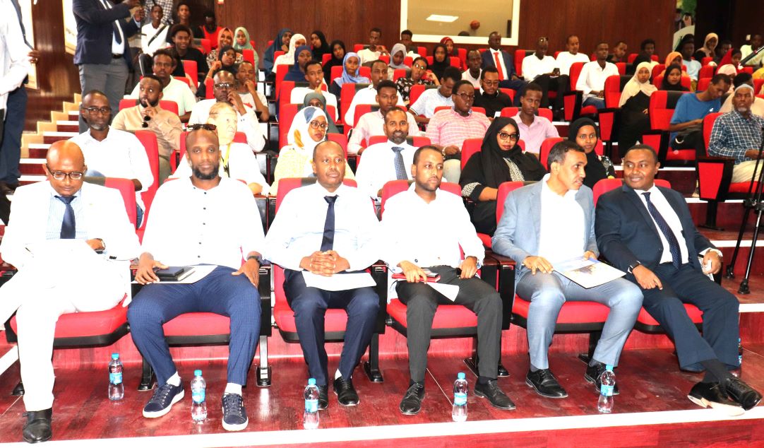 Le secrétaire général du gouvernement organise un atelier sur la modernisation du droit