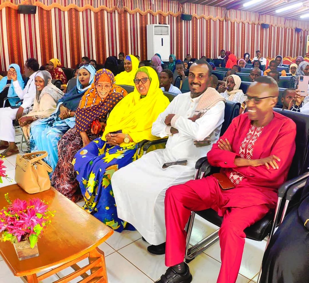 Commune de Balbala : Des centaines d’enfants défavorisés reçoivent des kits scolaires offerts