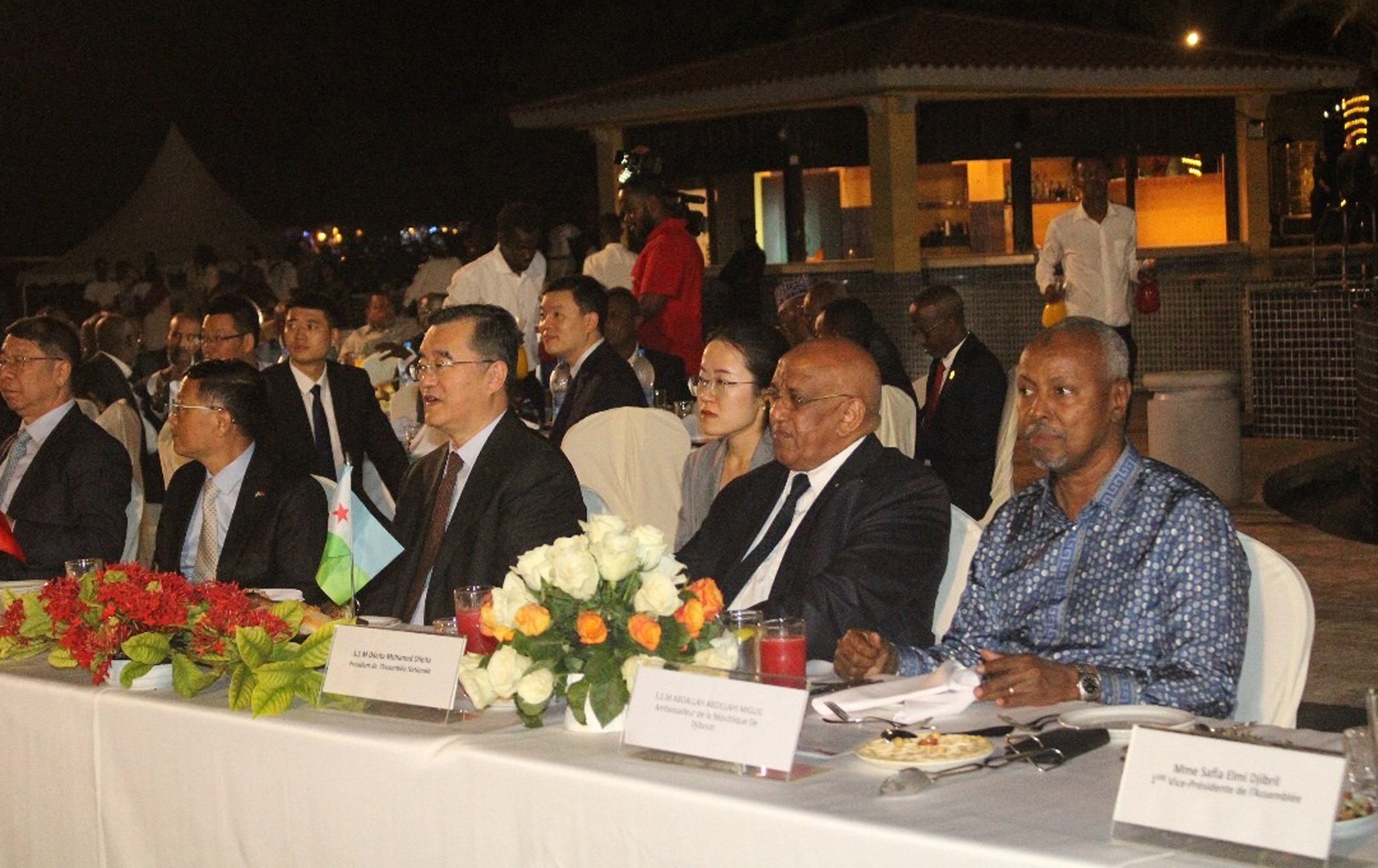 Dîner de gala organisé par le Président de l’Assemblée Nationale en l’honneur de S.E.M. Zhang Qingwei