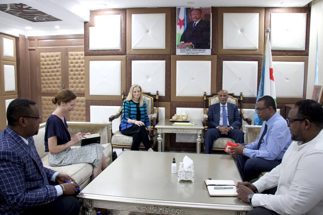 Le Ministre du Travail reçoit la nouvelle ambassadrice des États-Unis à Djibouti