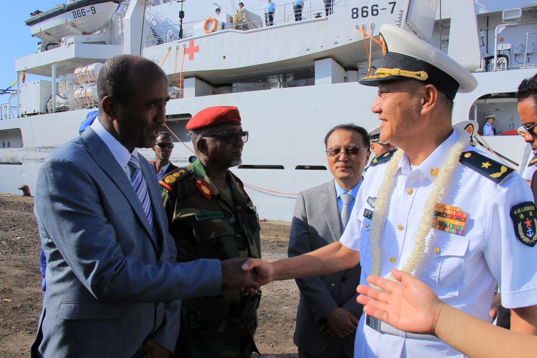 Le navire-hôpital Arche de la Paix de la Marine chinoise en mission à Djibouti