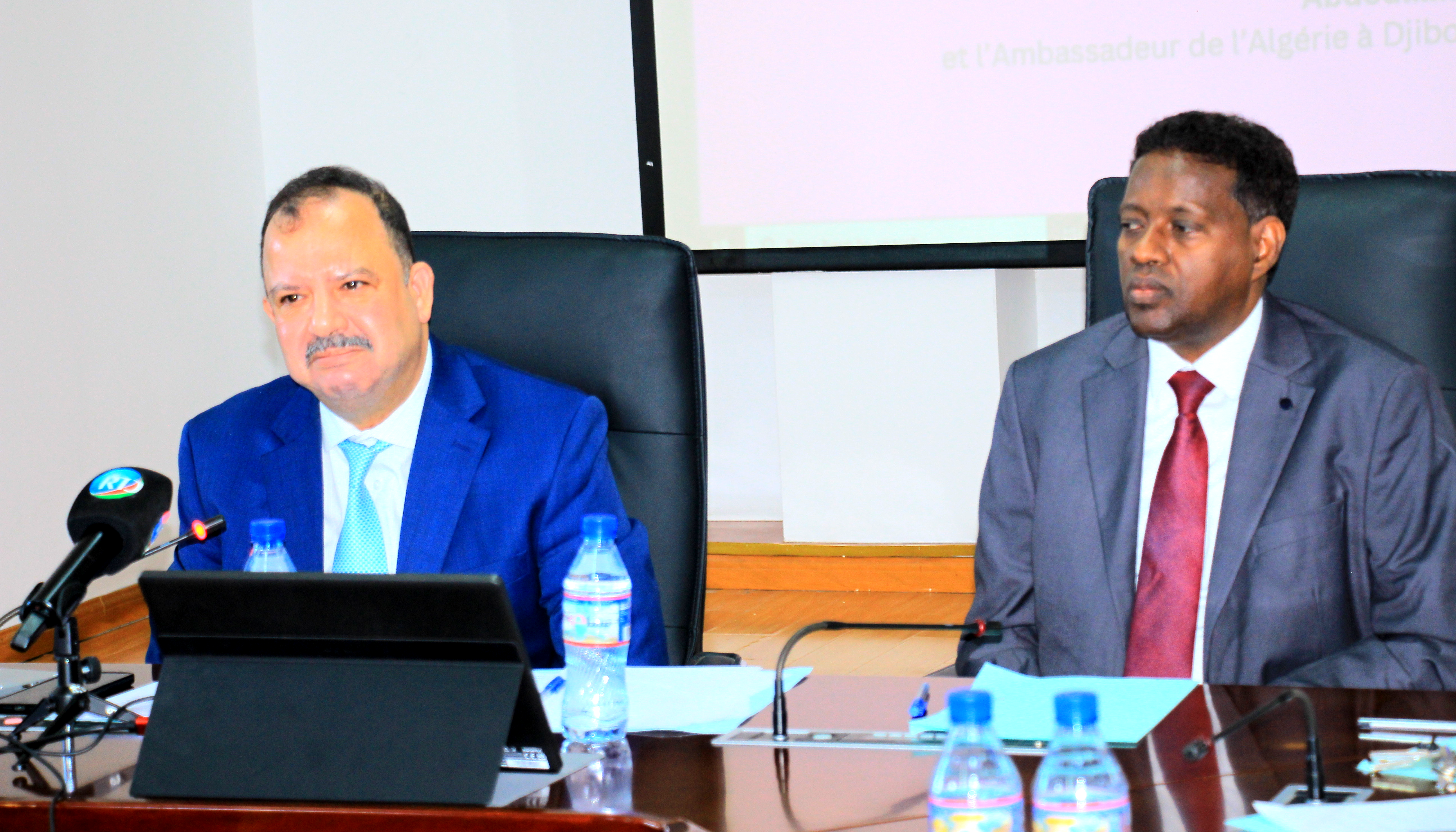 Conférence dédiée à la diplomatie culturelle