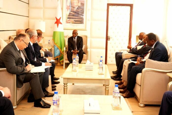 Le Premier Ministre rencontre le ministre russe de l’Éducation Nationale (2)