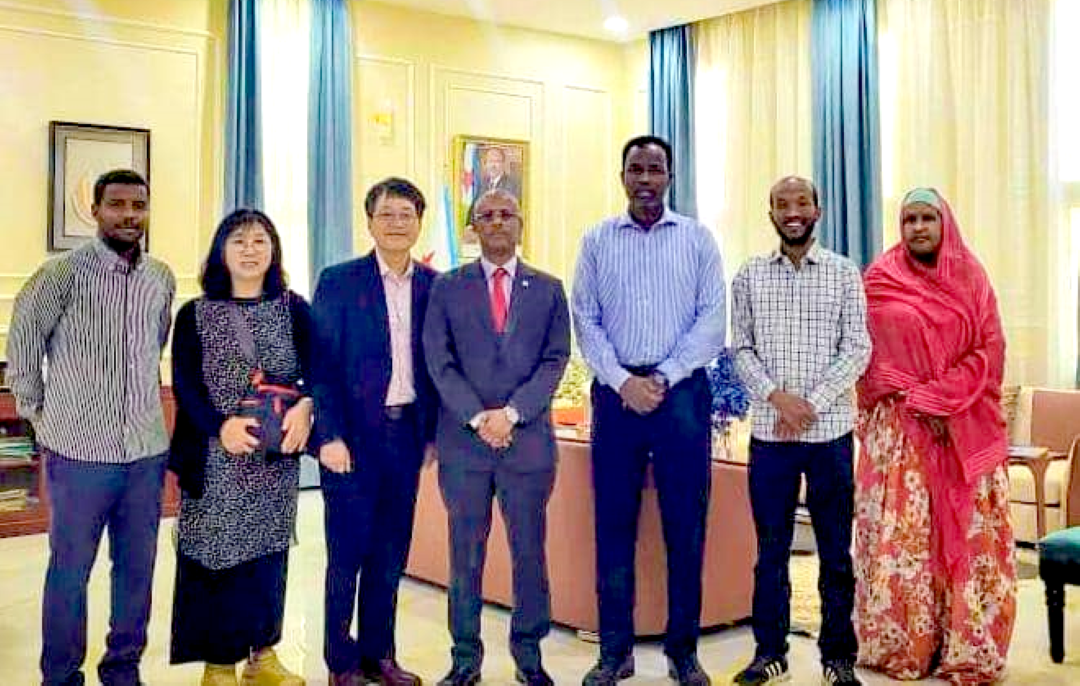 Ministère de la Santé/ONARS/ Global Life Sharing : Un conteneur de médicaments et des soins aux populations réfugiés et hôtes de Markazi