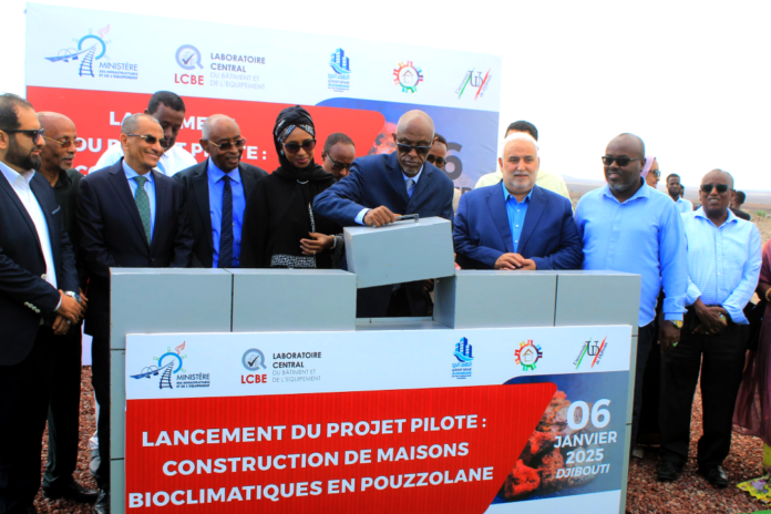 Pose de la Première Pierre des Maisons Bioclimatiques en Pouzzolane (3)