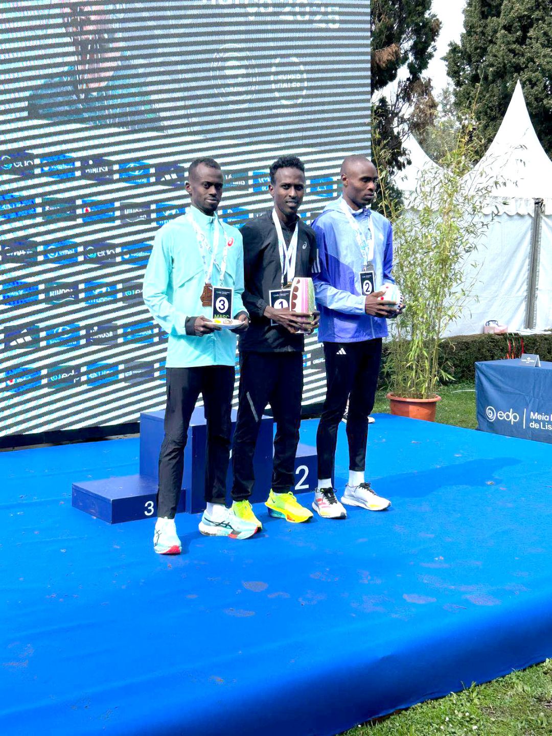 Semi-Marathon de Lisbonne : Les djiboutiens Mouhyadin Abdi Wais et Mohamed Ismaël Ibrahim raflent l’Or et le Bronze