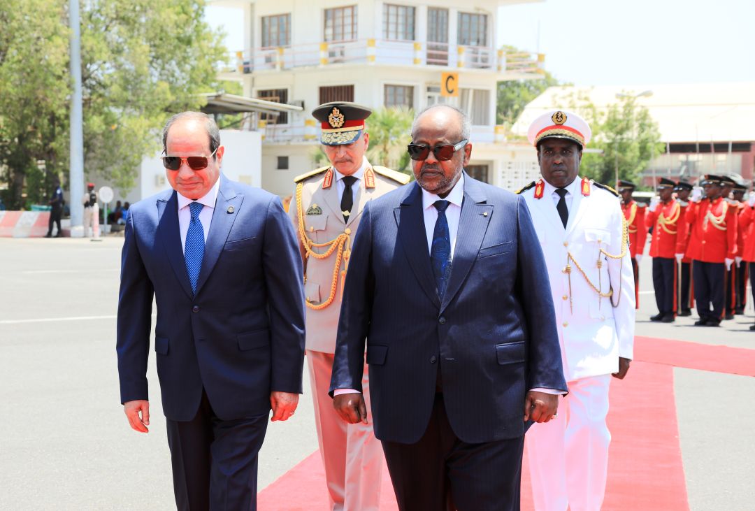 Les Présidents djiboutien et égyptien insufflent une dynamique nouvelle aux relations entre les deux nations sœurs