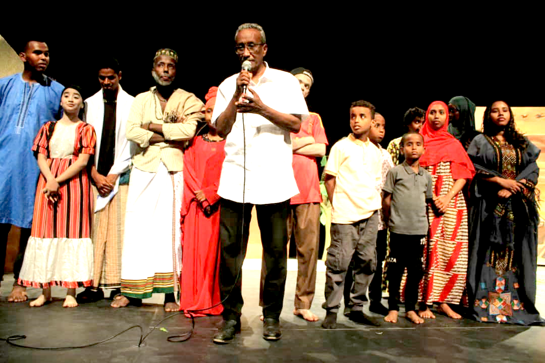 Pièce de théâtre : "Hommage aux traditions et lutte contre les préjugés : les enfants de Bahja"