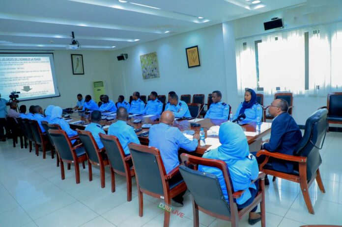 La CNDH forme les officiers de la gendarmerie nationale (1)