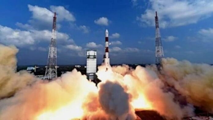 Le secteur spatial indien atteint de nouveaux sommets (2)