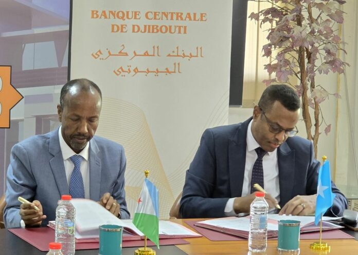 Banque Centrale de DjiboutiBanque Centrale de Somalie Signature dun accord (2)