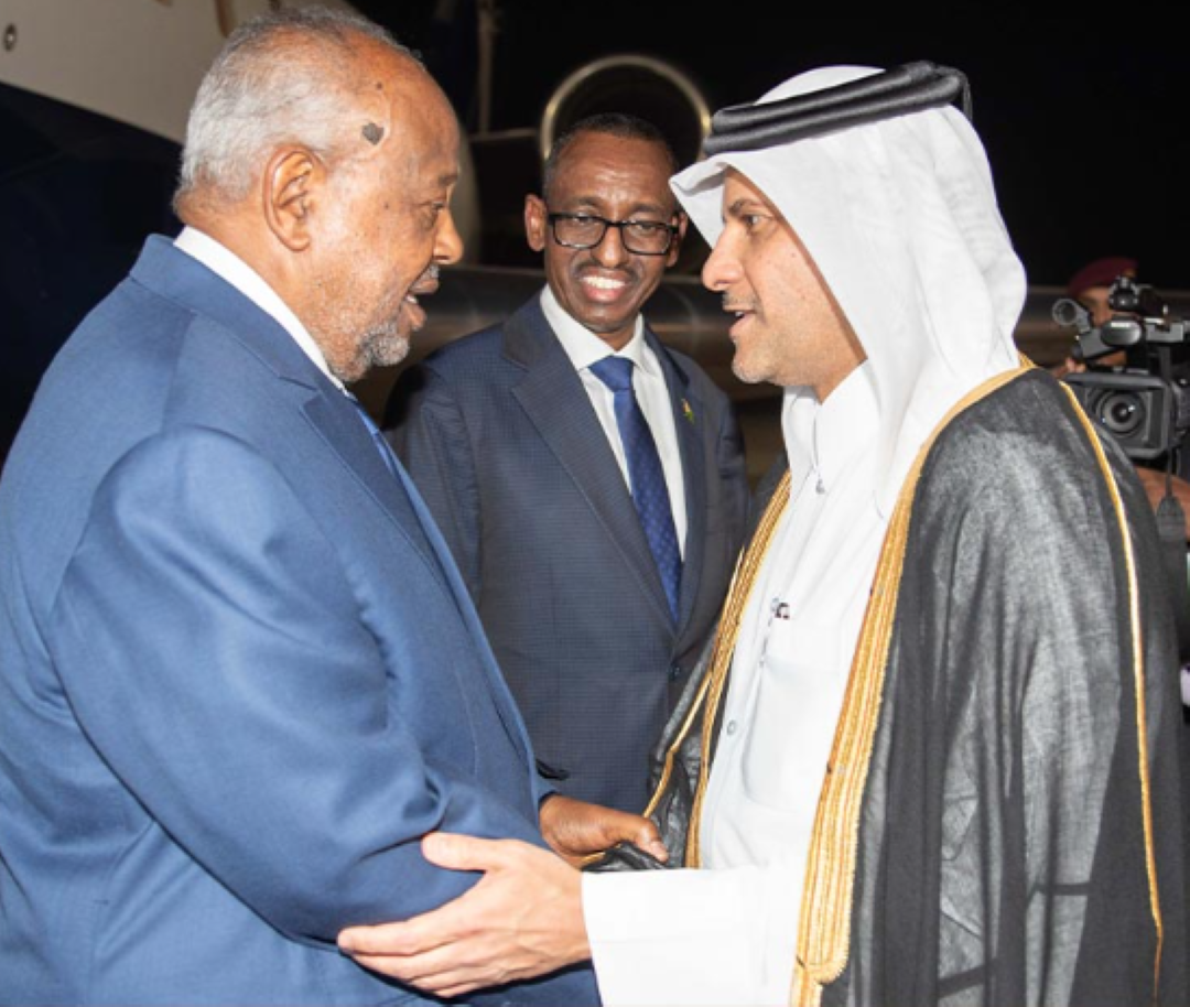 Le Président Guelleh prend part au sommet arabo-islamique d’urgence à Doha