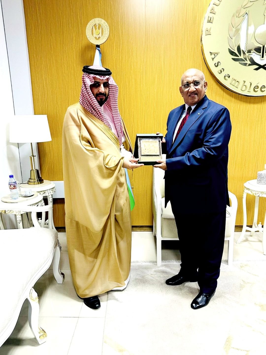 Le Président de l’Assemblée nationale reçoit le nouvel Ambassadeur d’Arabie Saoudite