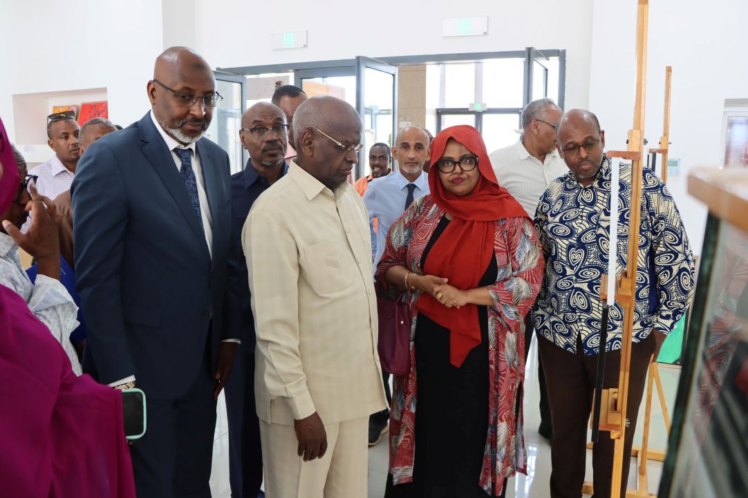 Archives nationales : Versement officiel des premiers documents du patrimoine de la Primature et du MENFOP