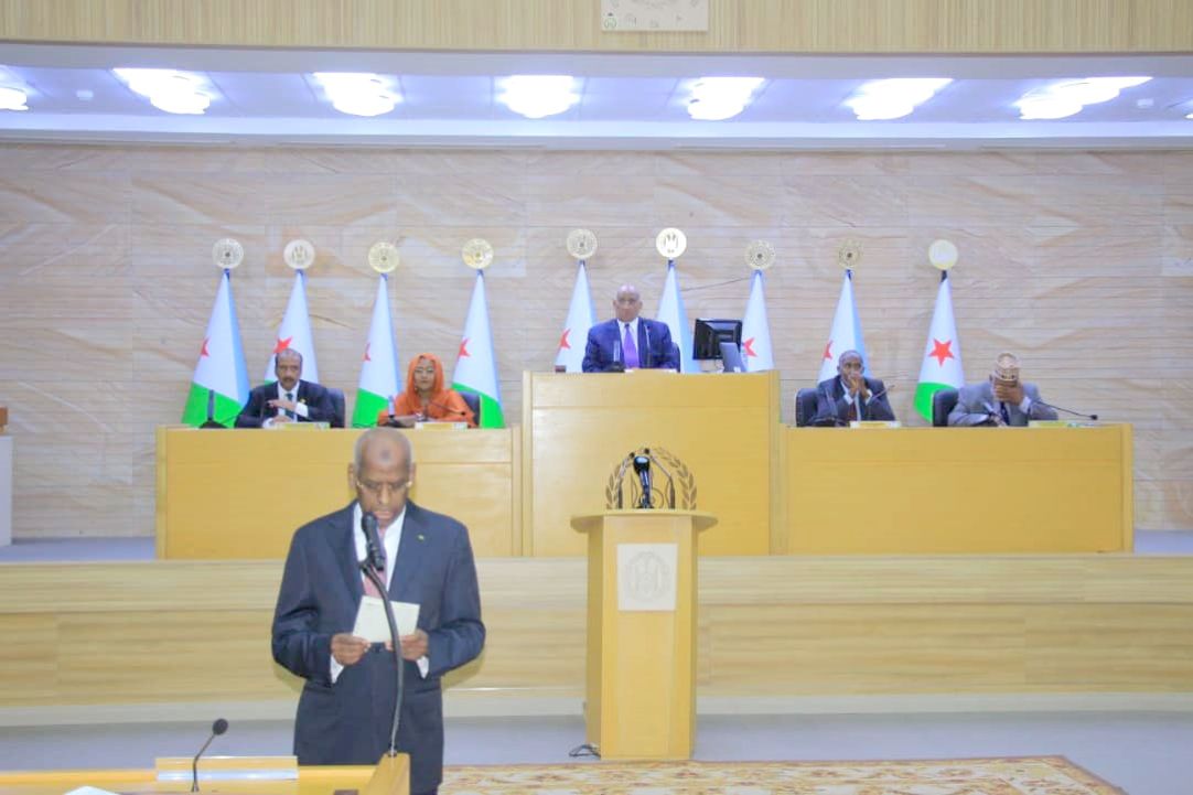 Adoptée par les parlementaires, la réforme constitutionnelle marque une nouvelle étape dans la consolidation des institutions et la modernisation du cadre républicain