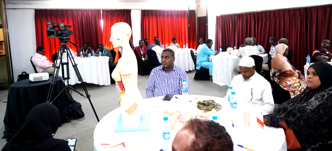 Le Croissant-Rouge forme les personnes malvoyantes aux gestes qui sauvent