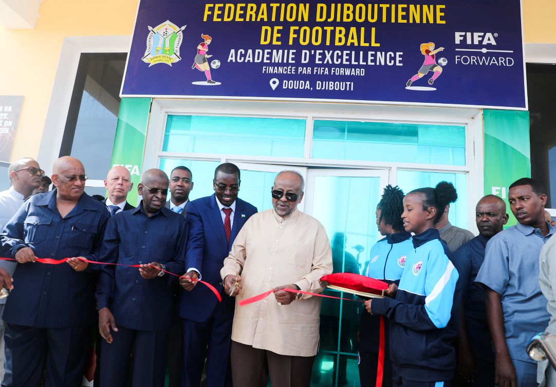 Le Président Guelleh procède à l’inauguration de l’Académie d’Excellence de Football de Djibouti