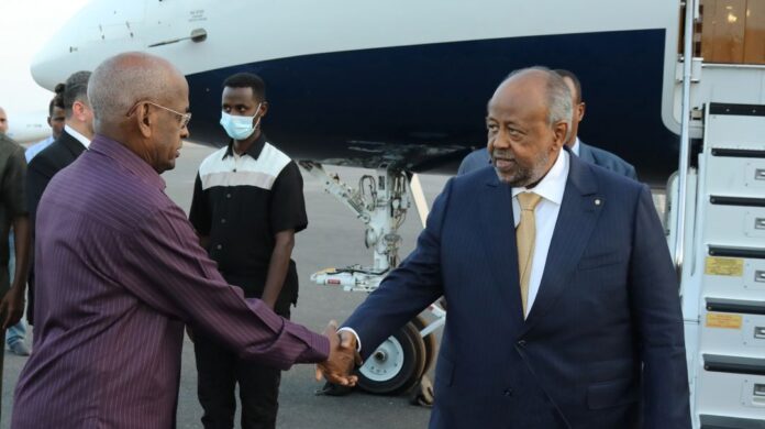 Le Président de la République regagne le pays