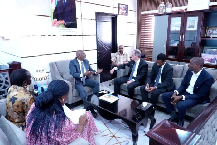 Ministère de l’Éducation nationale - renforcement du partenariat avec la Banque mondiale et le GPE