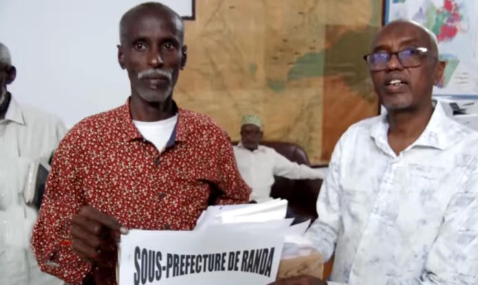 prefecture de tadjorah carte electeur 1