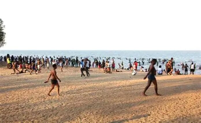 Canicule sur la capitale les plages prises d’assaut par les habitants en quête de fraîcheur 12