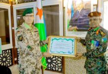 Le général Günter Schneider élevé au rang de Commandeur de l’Ordre national de la Grande Étoile de Djibouti