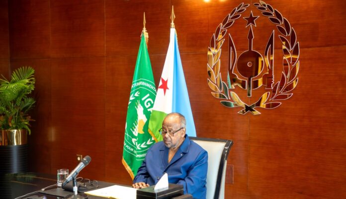Le président Guelleh participe à une réunion (1)