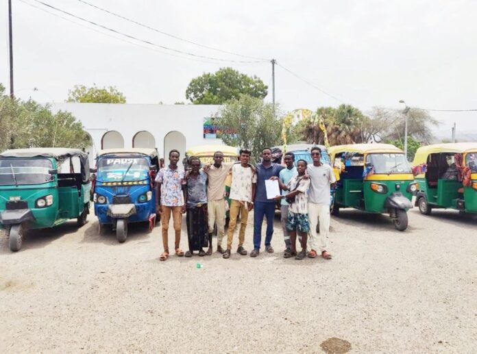 Tadjourah les conducteurs de bajaj (1)