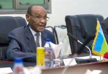 REGARD : Y aura-t-il encore des hommes-Nations comme lui ?