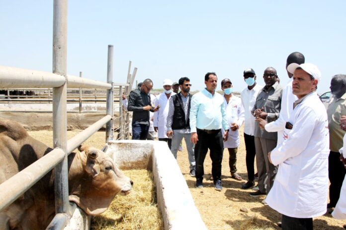 visite de ministre de l agrucleture a douda (2)