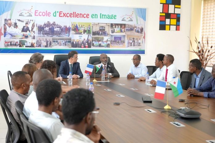 École d’Excellence (2)